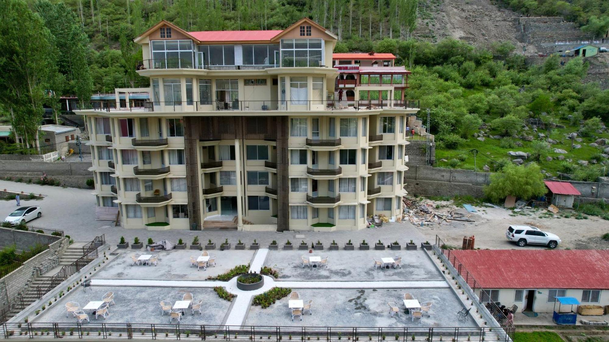 Tibet Hotel Skardu Exterior foto